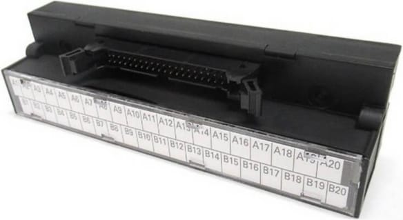 Omron XW2D-20G6