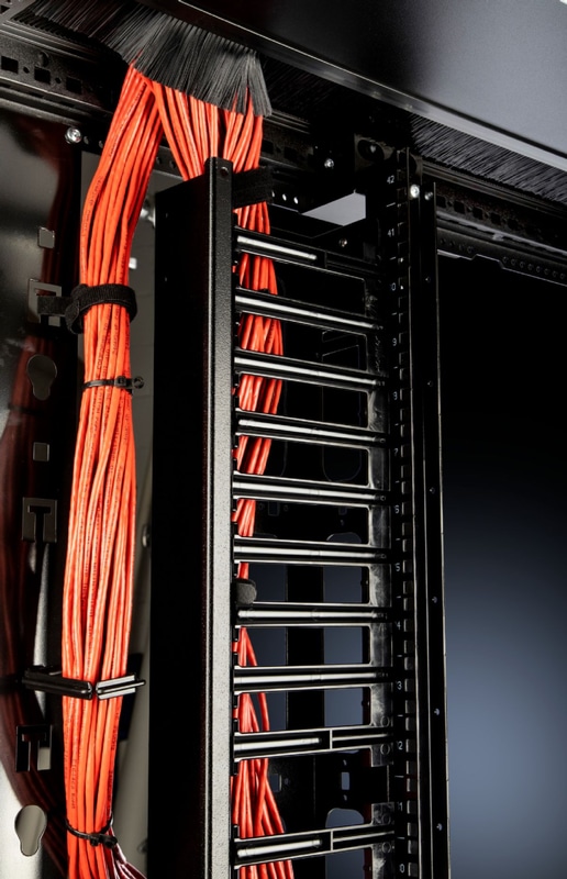 Vertical cable duct for TS IT Pro