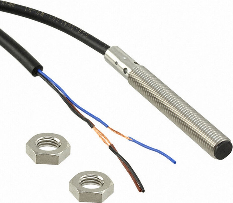 Omron E2B-S08LS02-WP-B1 2M